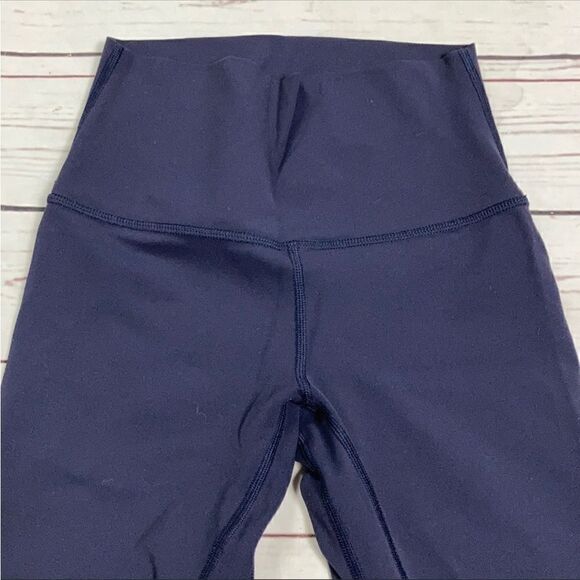 Lululemon Navy Blue Crop Leggings - Picture 4 of 10